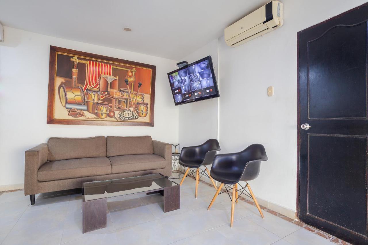 Ayenda Hotel Alejandria Монтерія Екстер'єр фото